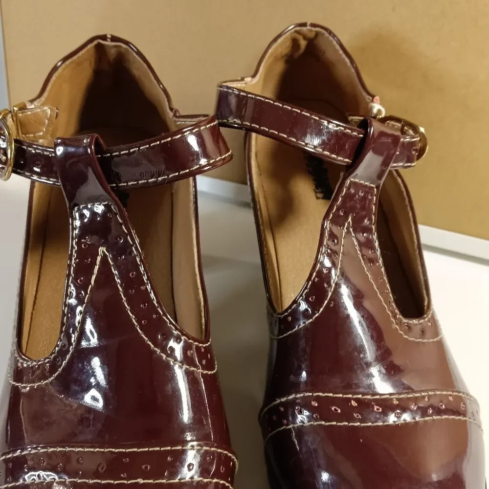 Dadawen Women's Black Cherry Red T-strap Round Toe Oxford Platform Shoes 11.5